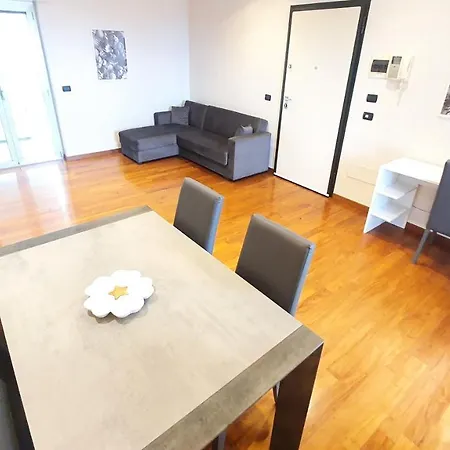 Wow Waterfront - Fesca Apartmán
